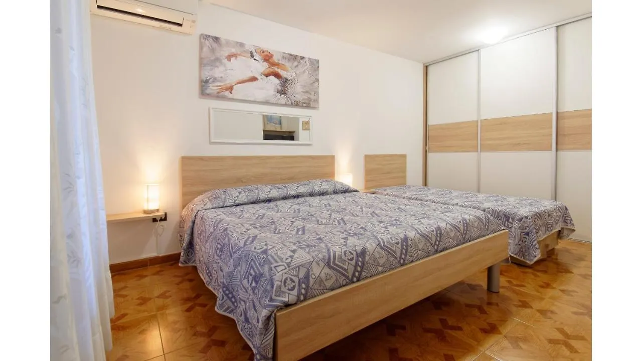 Apartment Erin By Rent Istria Umag Croatia